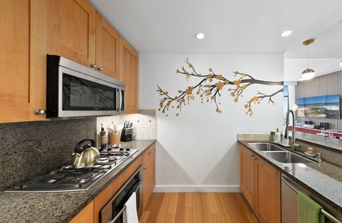 Columbia Apartment | Welcome to Zenzilla, Resort-Style Residence!