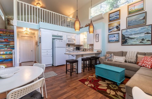 Lakeside House | Whispering Pines ~ Home & Guesthouse ~ Dunes nearby & Gated ATV parking