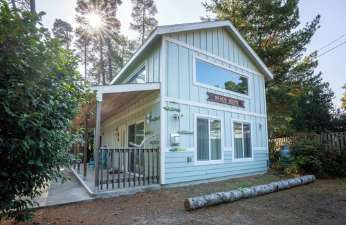 Lakeside House | Whispering Pines ~ Home & Guesthouse ~ Dunes nearby & Gated ATV parking