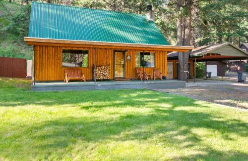 Naches House | White Pass Log Cabin Luxury Retreat