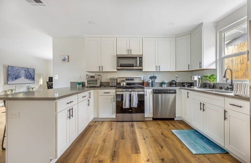 Oceanside House | Wildfire Savings: Legoland 12Min*Beach 9Min*CornHole!