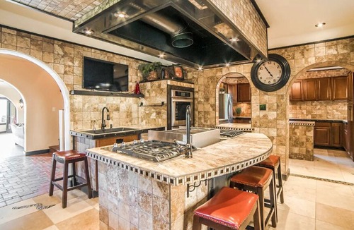 Tacoma Villa | Wildlife Viewings! Stunning Water View Sunsets-Dble Chefs Kitchen-Double Decks