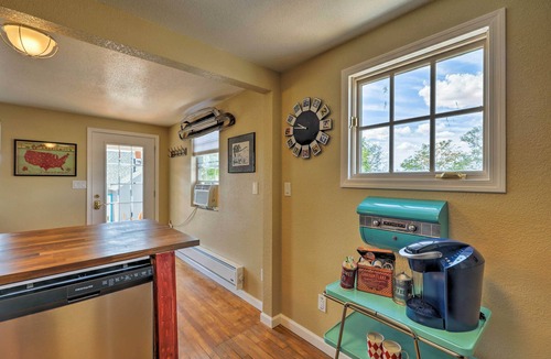 Winslow Apartment | Winslow Apartment w/Jacuzzi, Deck & Grill Access!