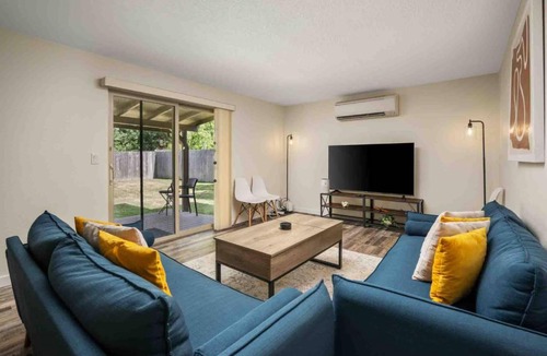 West Salem House | Wintergreen Unit 1