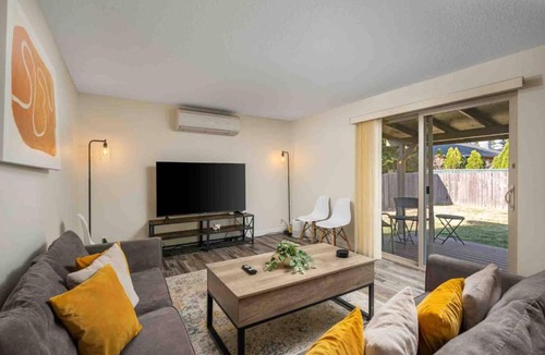 West Salem House | Wintergreen Unit 2