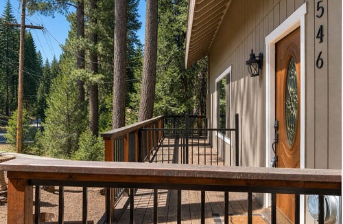 Peninsula Village House | Wonderful 4-bedroom house in peaceful Lake Almanor Peninsula