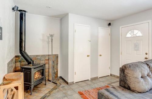 Lake Forest House | Wonderful year-round escape near skiing & lake with pool hot tub & deck