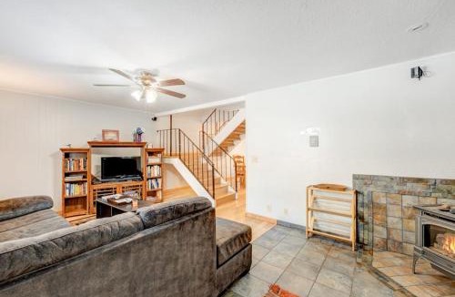 Lake Forest House | Wonderful year-round escape near skiing & lake with pool hot tub & deck