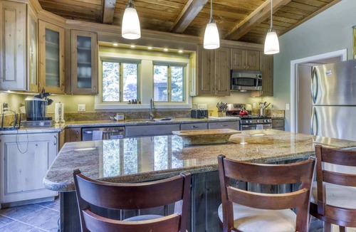 McKinney Estates House | Woodside Retreat