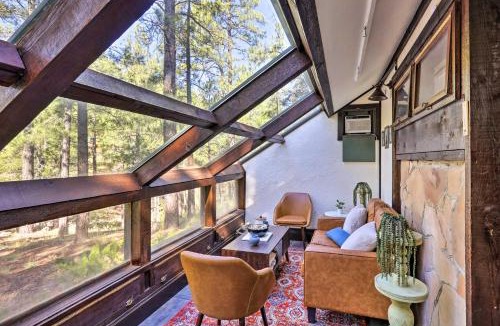 Kachina Village House | Woodsy Flagstaff Hideaway w/Deck + Sunroom!