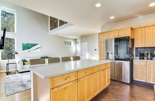 Bull Mountain House | Work-Life Balance! Home Outside Dtwn Portland