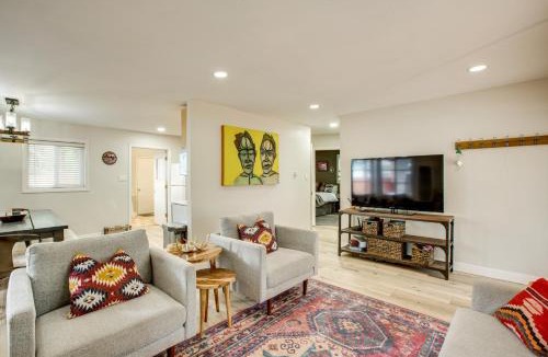 Tahoe Island House | Work & Play! Lake Tahoe Cabin 5 Mi to Heavenly Mtn
