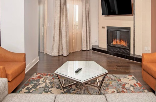 Anaheim Resort Resort | WorldMark Anaheim - 2BR Presidential Suite near Downtown Disney® District