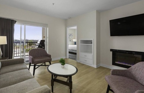 Oceanside Condo | WorldMark Oceanside Harbor Resort - 3 Bedroom/2 Bath Condo - Near Beach