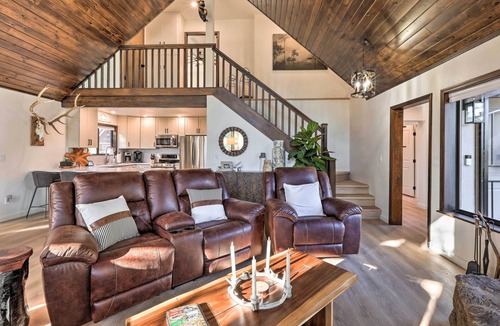 Munds Park Cabin | Wraparound Deck & Poker Room: Cabin in Munds Park