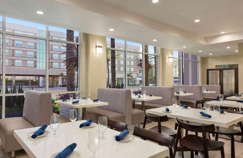 Anaheim Resort Hotel | Wyndham Anaheim