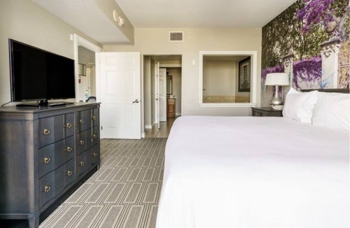 Las Vegas Resort | Wyndham Grand Desert, 2 Bedroom Condo, Free parking and WiFi