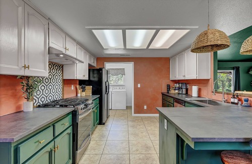 Coarsegold House | Yosemite’s Emerald Ranch private mountain top, Game Rm, 360 Views, pet friendly
