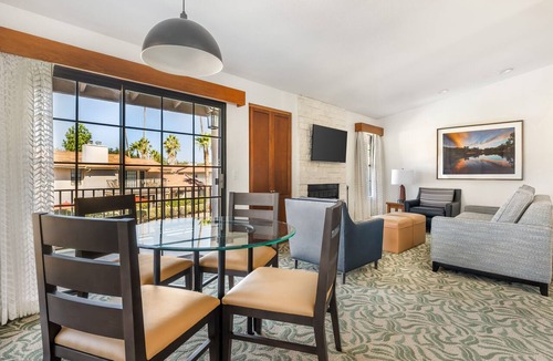 San Diego Country Estates Hotel | Your Home Away From Home! Outdoor Pool, Free Parking, Near Barona Speedway!