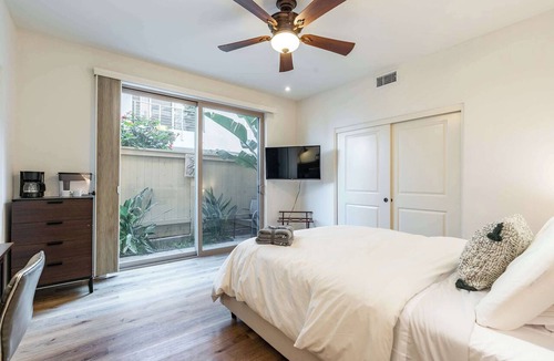 Hillcrest Apartment | Your San Diego Studio - Free Parking, Pet-Friendly, Private Patio