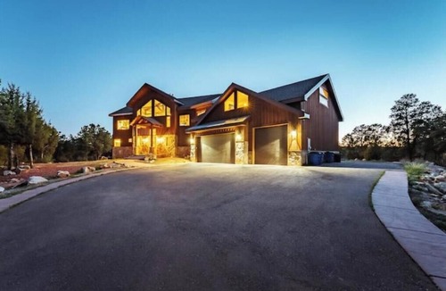 Zion National Park East Entrance House | Zion Canyon Views- The Patriarch Lodge+Resort Access