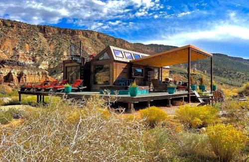 Virgin House | Zions Tiny Oasis