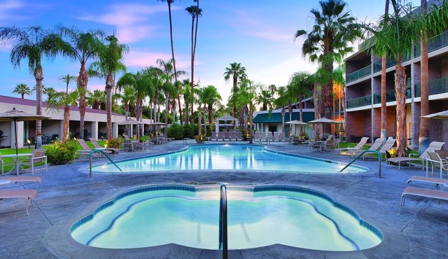 1,200-acre of outdoors and sunny days!