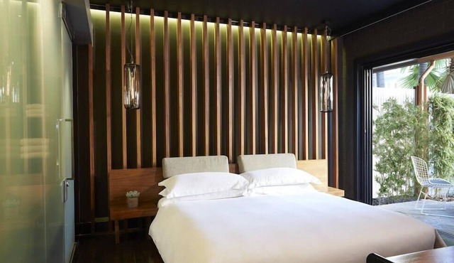1-Bedroom Suite at a 4⭐️ Hotel