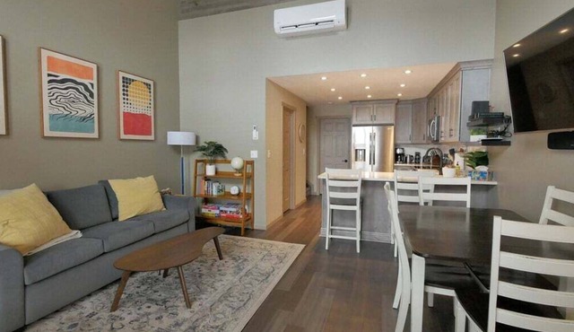 2 King Bedrooms close to pool/hot tub