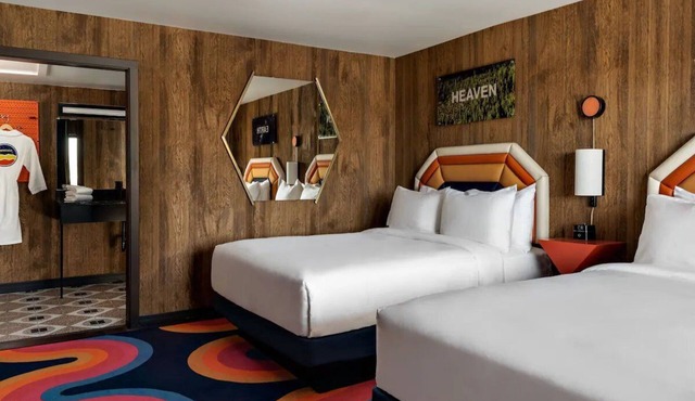 2 Queen Beds w/Onsite Pool Access | Pet-Friendly | Close to Local Restaurants