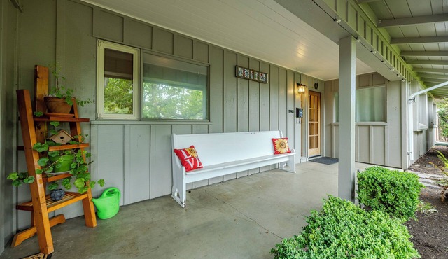 3-bedroom house in delightful Eugene with cool AC and comfort