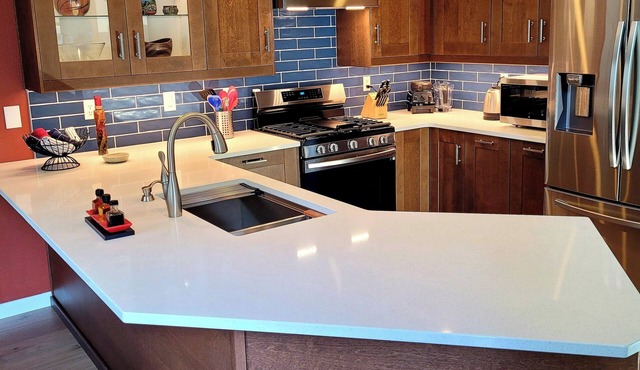 3-bedroom modern house in Tigard with wireless, A/C, well stocked & Comfy