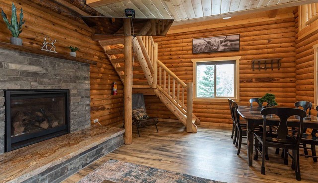 330 E Trail Road Cabin Secluded Mountain Getaway