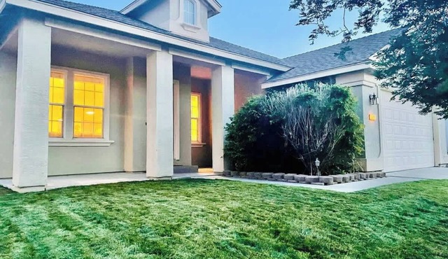 3Bedroom/2Bath/Pet OK/Sleeps12