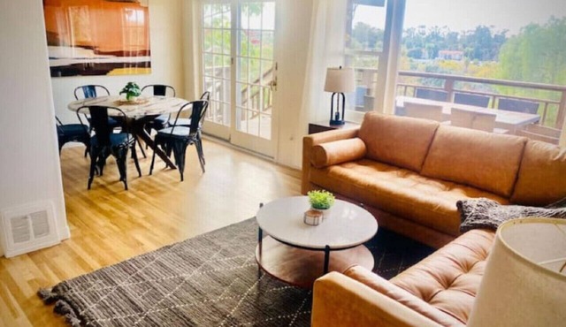 3BR | Canyon Views, Deck, Fast Wi-Fi, Smart TVs