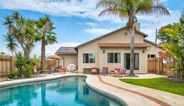 🏖3BR House with Sparkling Clean Private Pool!
