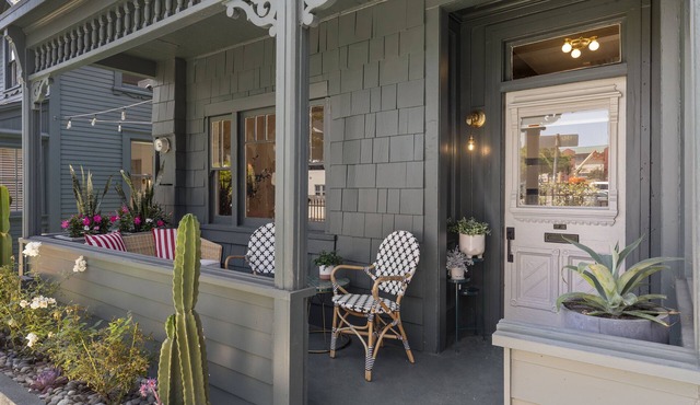 4BD Home in the Heart of Little Italy