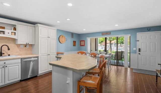 #5/#7-The best condo in Crescent Bar Condos. 2 combined bottom luxury units!