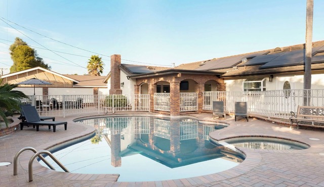 5 ★- Disney California Dream Home - Pool/Spa - Game Room - 2 mins to Disney