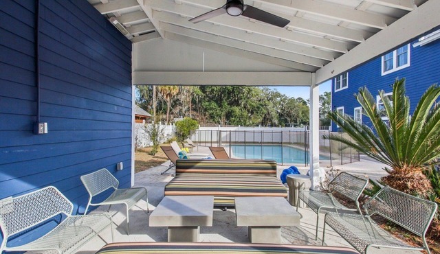 A Port in the Storm - Shangri La, Poolside Estate in Isle of Armstrong