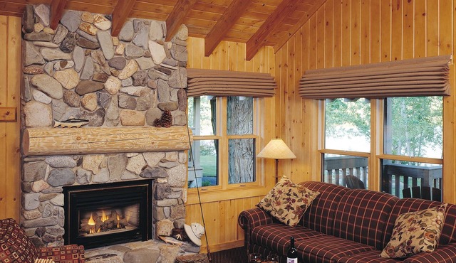 ADA Patterson Lake Cabin - 1 Queen/1 Queen Murphy/1 Twin