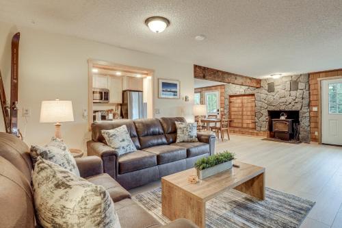 Après & Adventure: Mt Hood Retreat in Gov Camp!