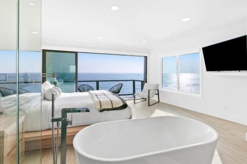 Aquazzura - By Stay Awhile Villas