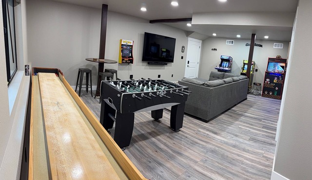 Arnold Cabin With Big GAME ROOM, Close to Big Trees