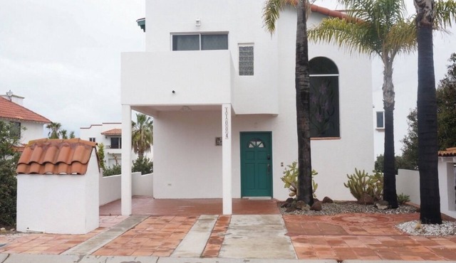 Bajamar home in gated community. Pool available and near the ocean.