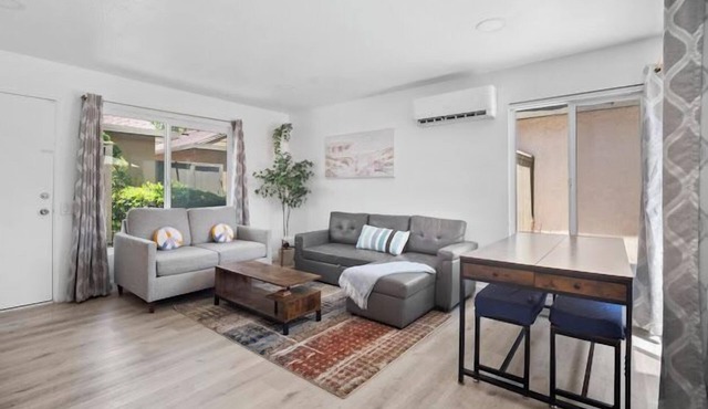 Beautiful home in Mira Mesa-15 min to La Jolla. Fully updated in 2023.