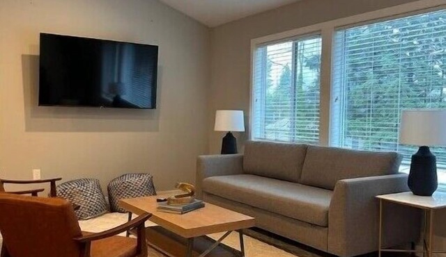 Beautiful One Family ADU - Near PDX - Waterfront