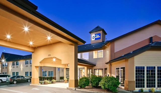 Best Western Dallas Inn & Suites