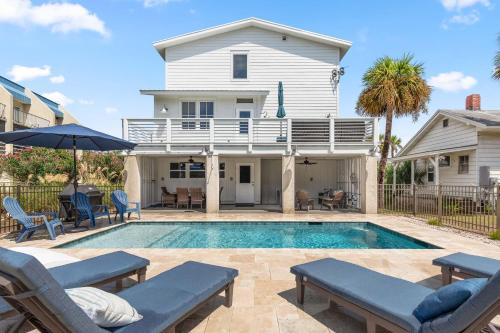 Breezy Weezy by Tybee Cottages