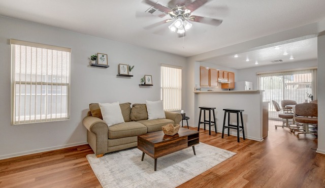 Bright & Clean Las Vegas House